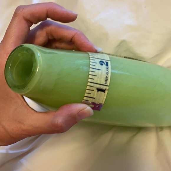 Green Vase Glass - Picture 7 of 7